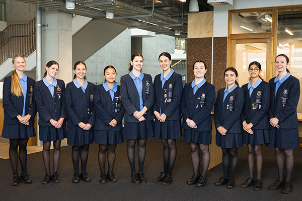 Thumbnail_2025_Student_Leaders_600w x 400h